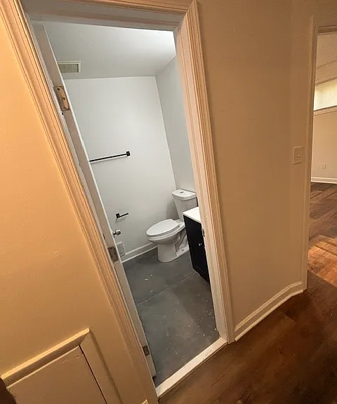 4404 Banks Pl NE — Photo 12