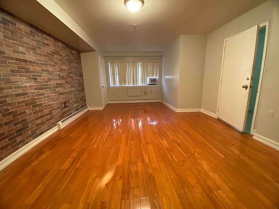 2nd image of 34-32 10th St #1F