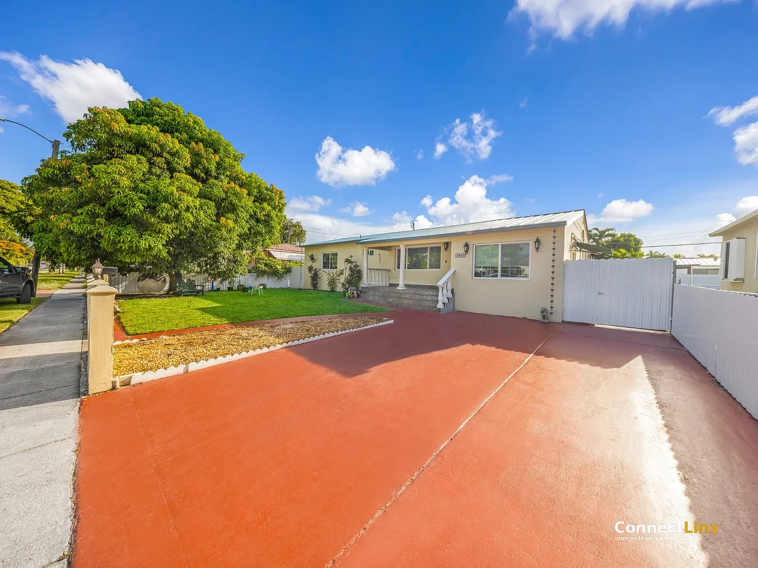 5 bed, 4.0 bath, 1769 sqft, $5,450 — Photo 3