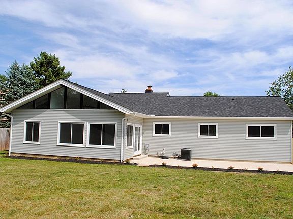 5th image of 17822 Walnut Dr