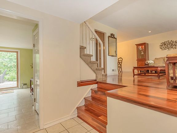 4th image of 17 Catherwood Cres