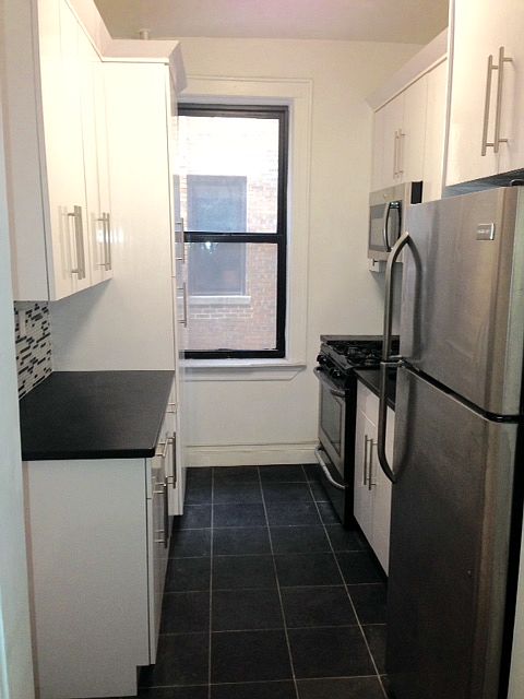 1st image of 1114 46th Ave #D4