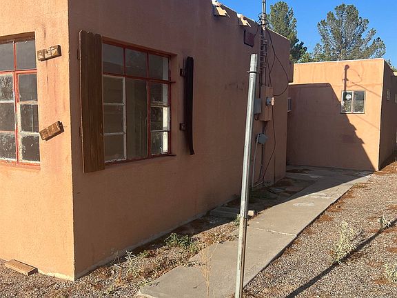 4th image of 616 Corbett St