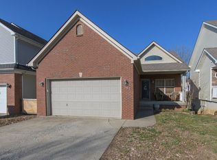 237 White Oak Trce, Lexington, KY 40511
