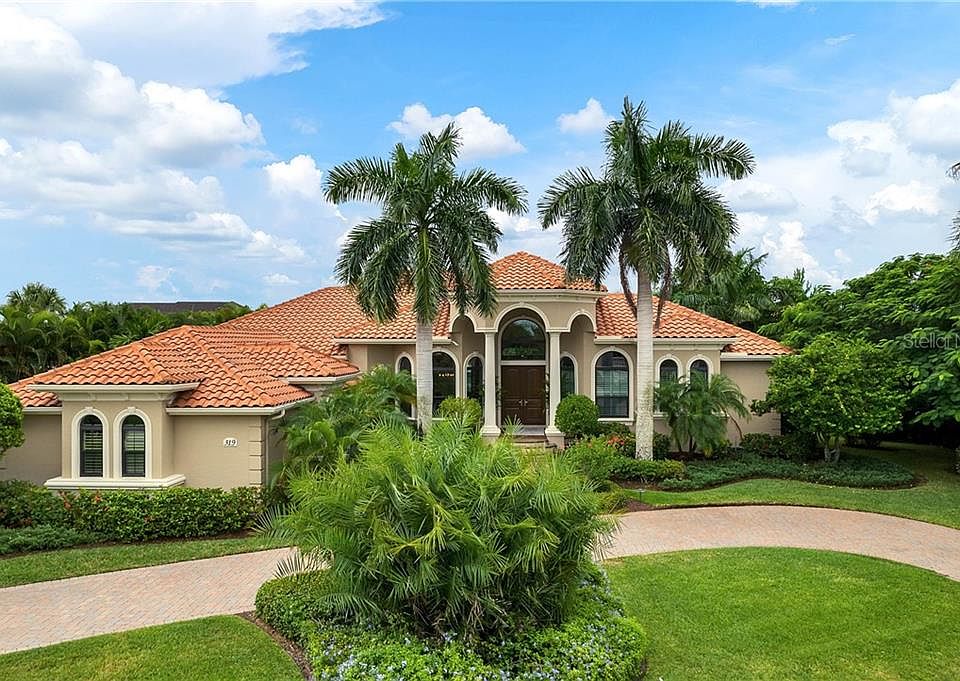 1st image of 319 W Royal Flamingo Dr