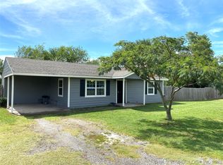 209 N Shawnee St, Catoosa, OK 74015