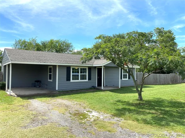 209 N Shawnee St, Catoosa, OK 74015