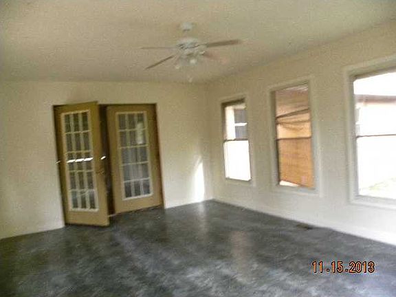 2nd image of 889 Lacon Dr