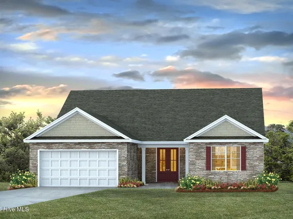 649 Stanton Hall Dr NW, Calabash, NC 28467