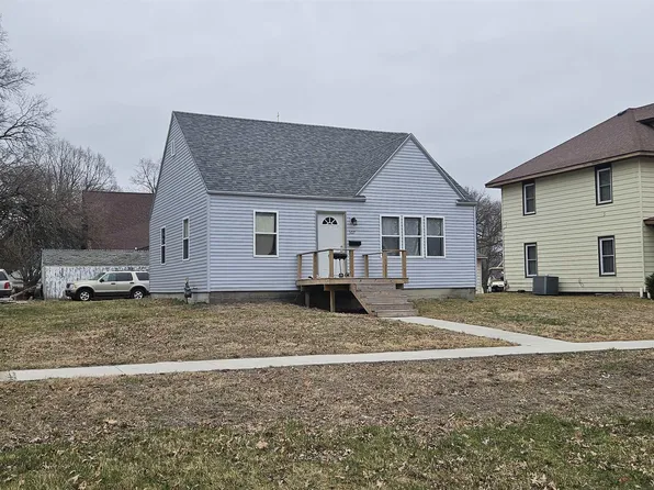 307 N Linden St, Lamoni, IA 50140