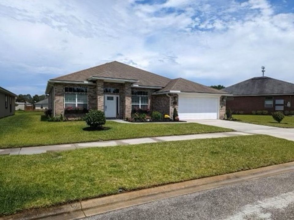 1st image of 6770 Chester Park Cir