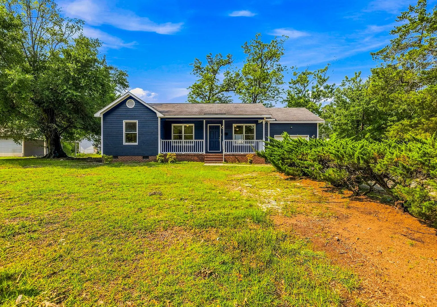 Cute Raeford House for Rent — Photo 3