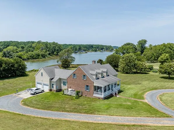 16358 Finney Creek Ln, Onancock, VA 23417