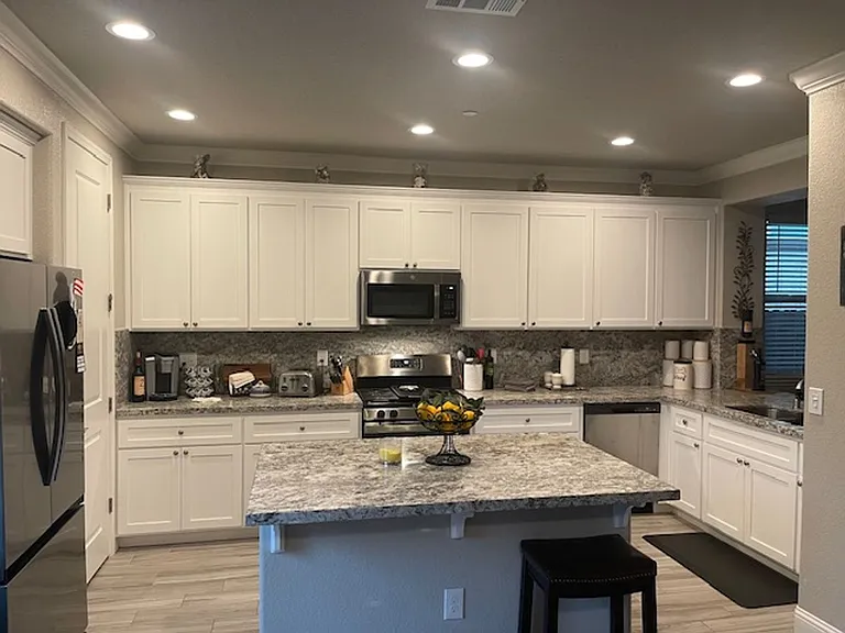 664 Morning Glory Cir — Photo 3