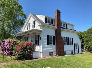 72 Middle Rd, Acushnet, MA 02743