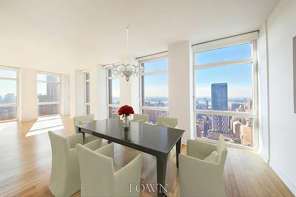 Rented by Town Residential | media 18