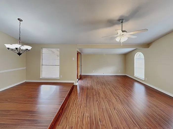 1517 Camelia Dr — Photo 5