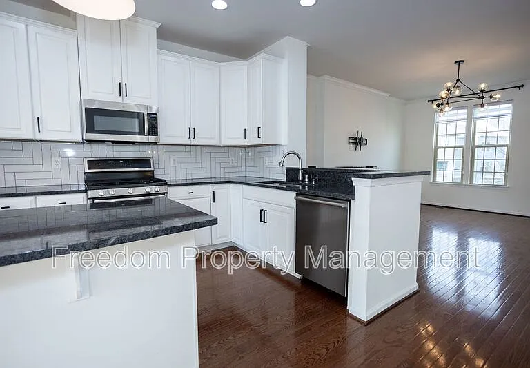 2023 Serviceberry Rd — Photo 19
