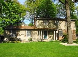 140 Dennis Dr, Cortland, OH
