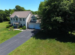 6 Lindsey Ln, Pawcatuck, CT 06379