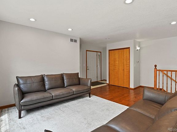 5th image of 4882 W 93rd Ave