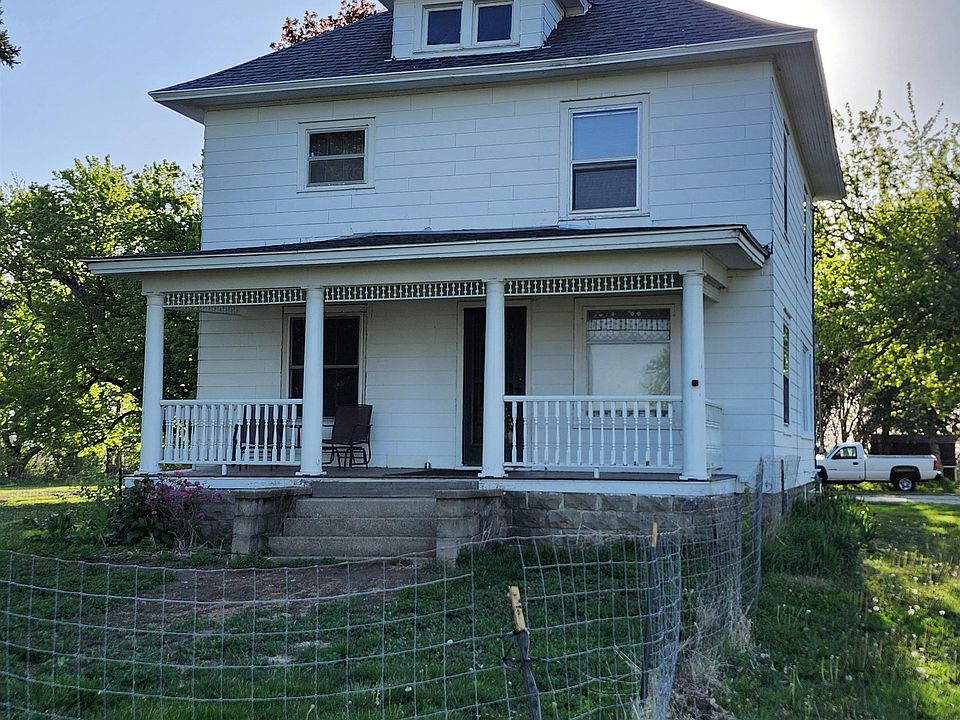 1st image of 1574 Lincoln Ave