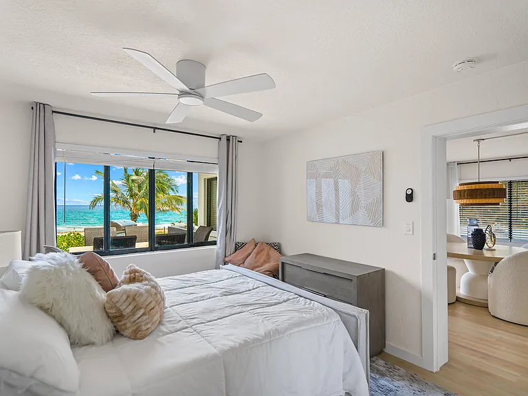 2330 N Ocean Blvd — Photo 14