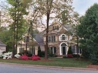 6 Elm Grove Way, Greensboro, NC 27405