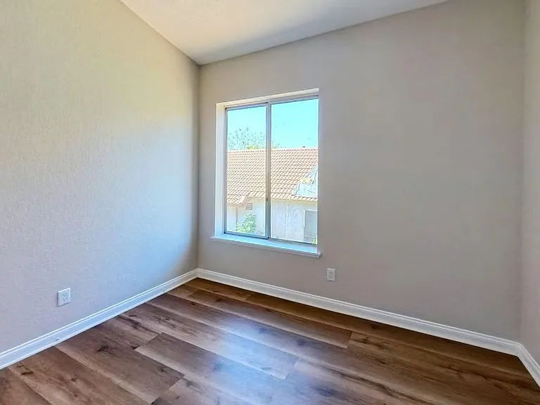 12658 Heartleaf St — Photo 18