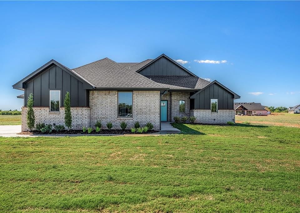 1st image of 4598 Makenzie Trl