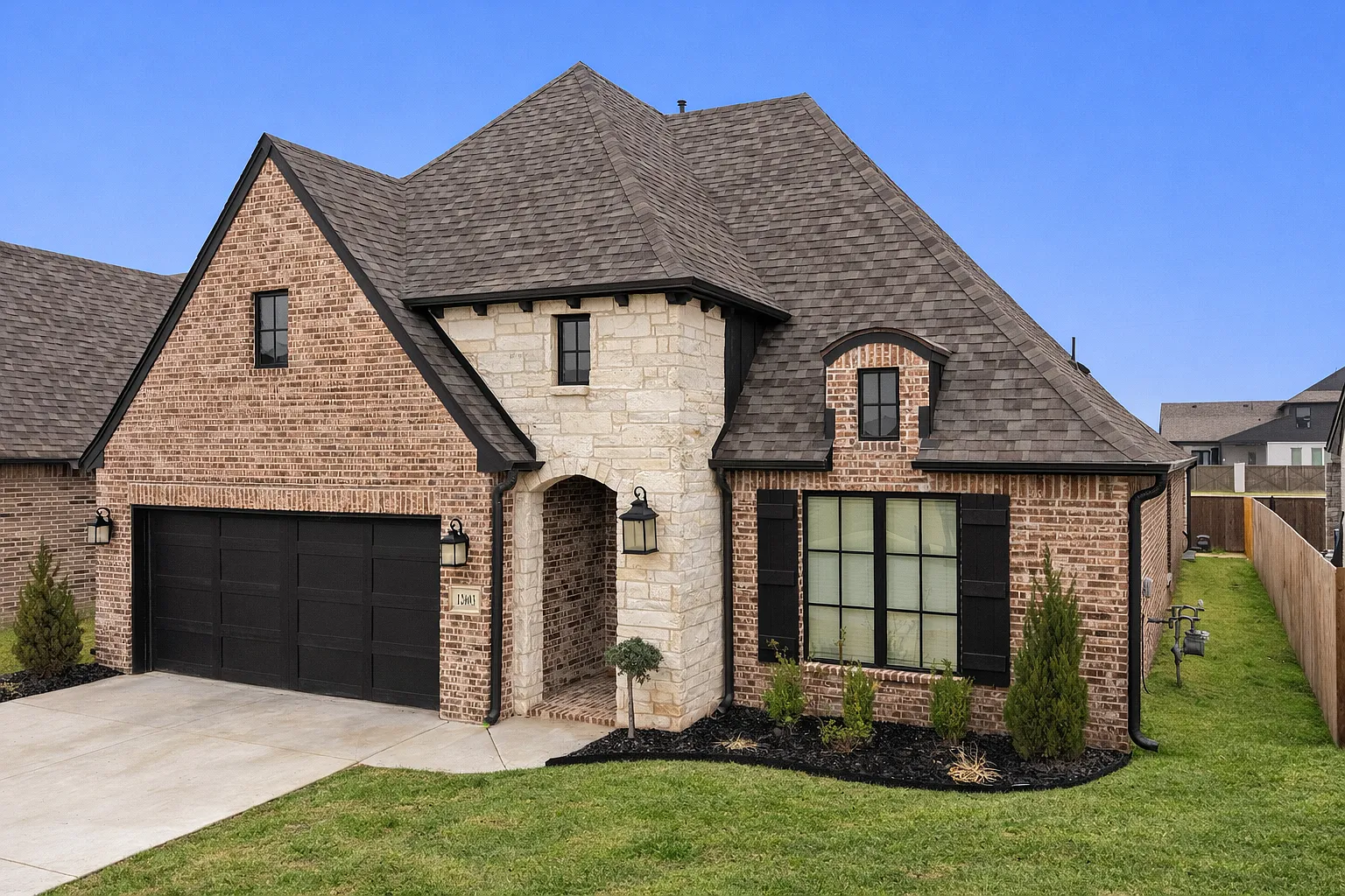 3 bed, 2.5 bath, 2225 sqft, $3,100 — Photo 3