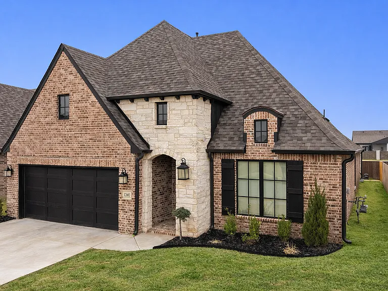 12603 S Granite Ave S — Photo 3