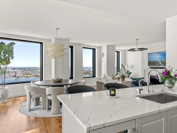 110 Sudbury St #4105, Boston, MA 02114