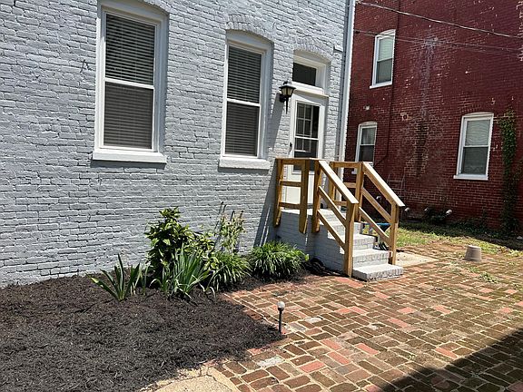 2nd image of 2125 Grove Ave APT 1
