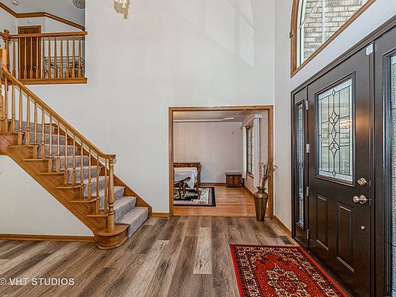3rd image of 12650 Lake View Dr