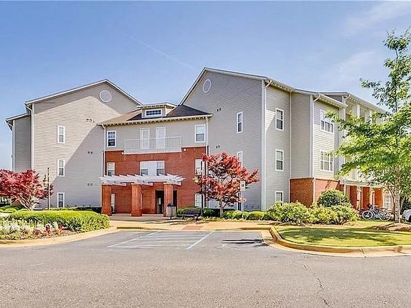 303 Helen Keller Blvd