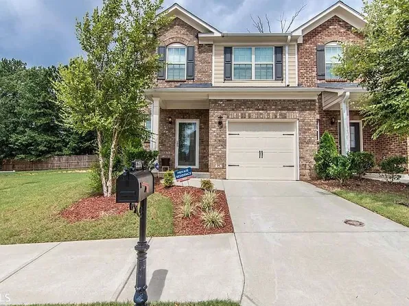 3255 Garden Glade Ln, Lithonia, GA 30038
