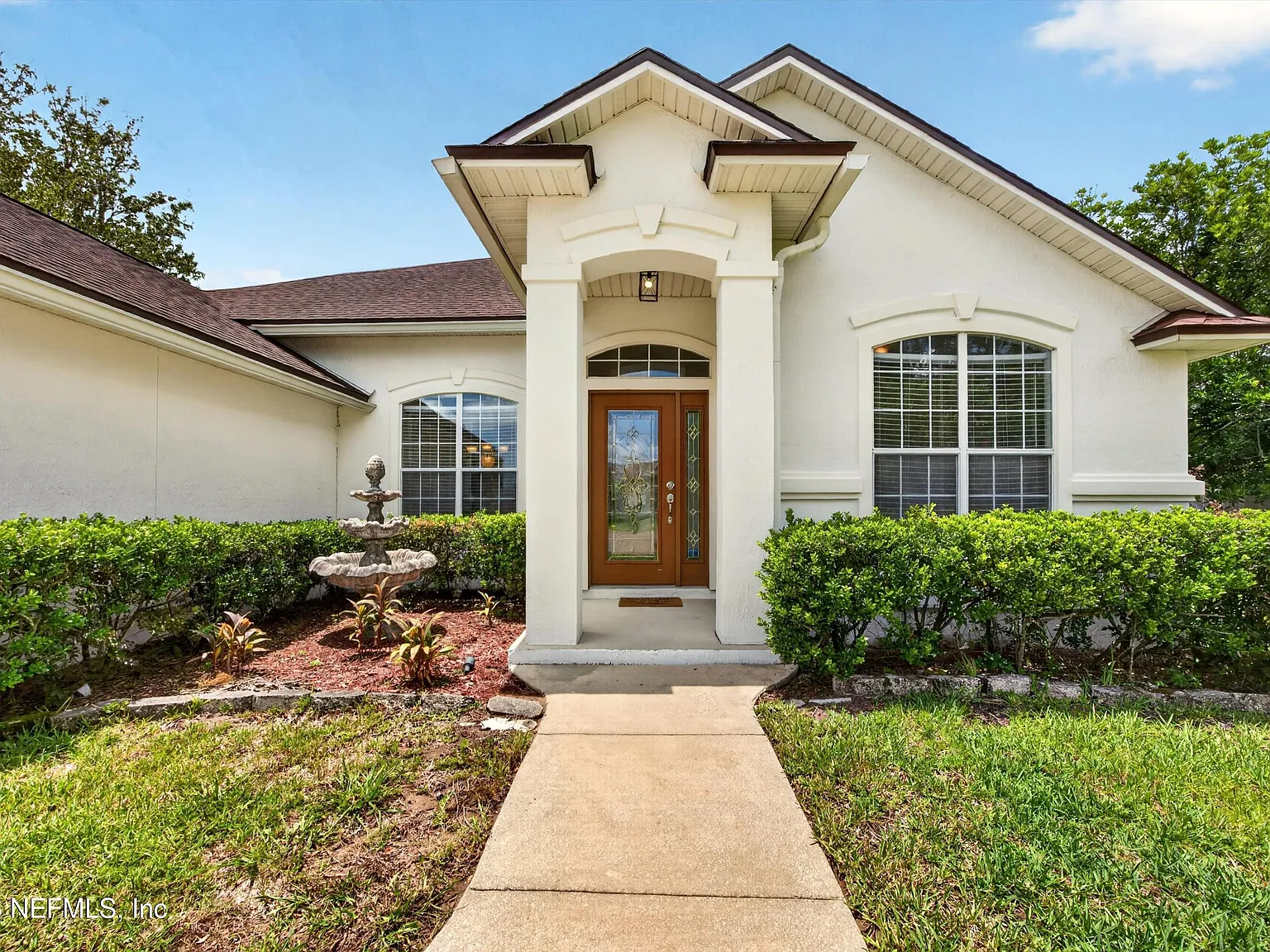 4 bed, 2.0 bath, 2090 sqft, $2,800 — Photo 4