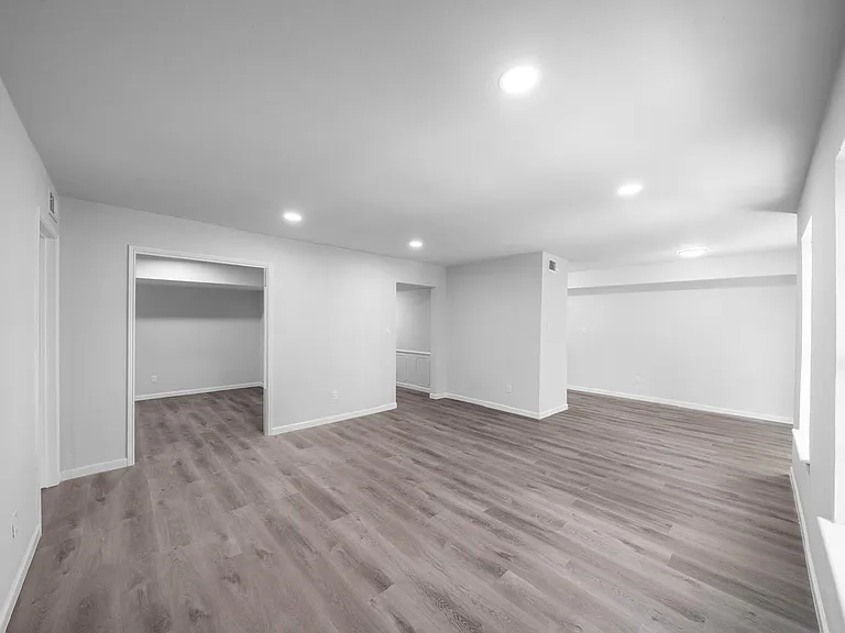 353 N Post Oak Ln #729 — Photo 19