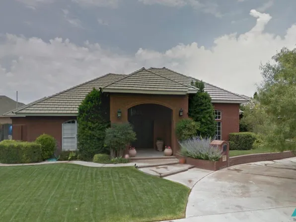 5021 N Carriage Rd, Hobbs, NM 88242