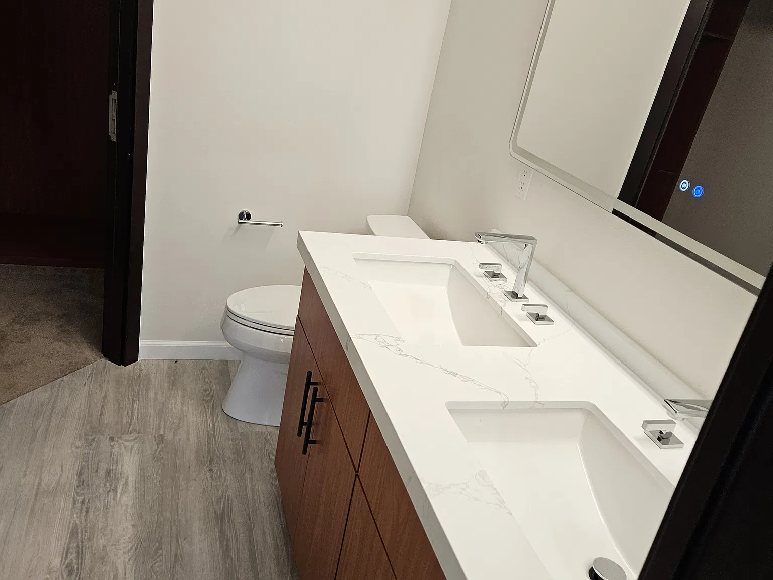 2 bed, 2.5 bath, 1158 sqft, $2,350 — Photo 2