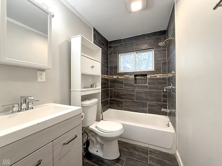 232 N Rural St — Photo 14