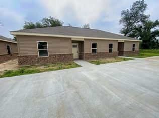 925 Shafer St #B2, Westlake, LA 70669