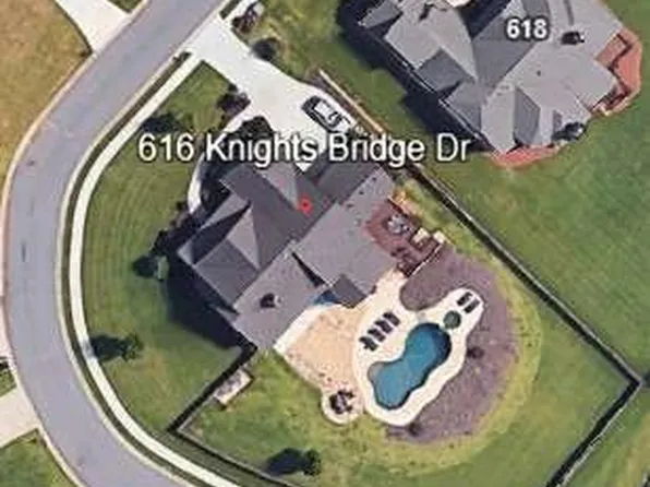 616 Knights Bridge Dr, Canton, GA 30115