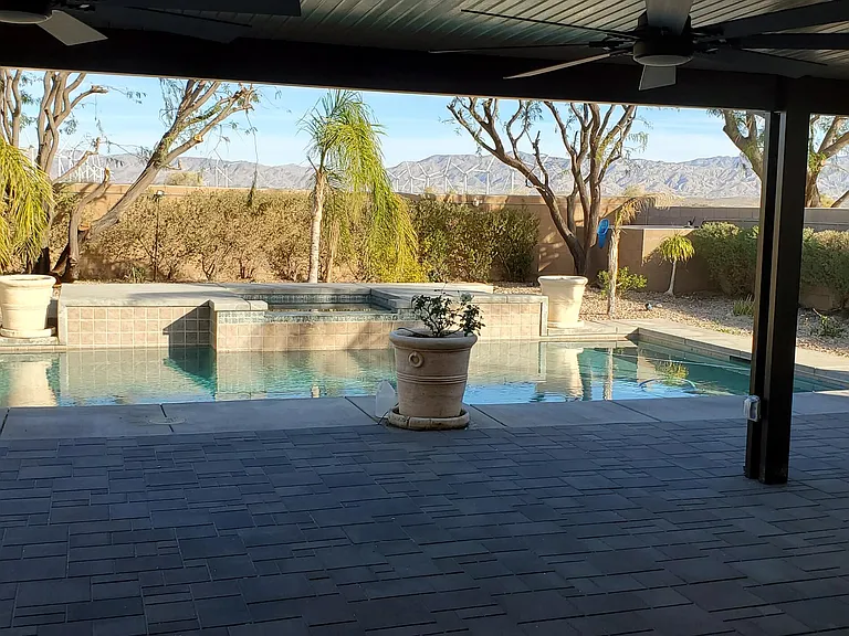 716 Summit Dr — Photo 17