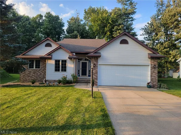 685 Meadowlark Rd, Painesville, OH 44077