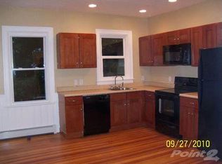 15 Vale St, Providence, RI 02908