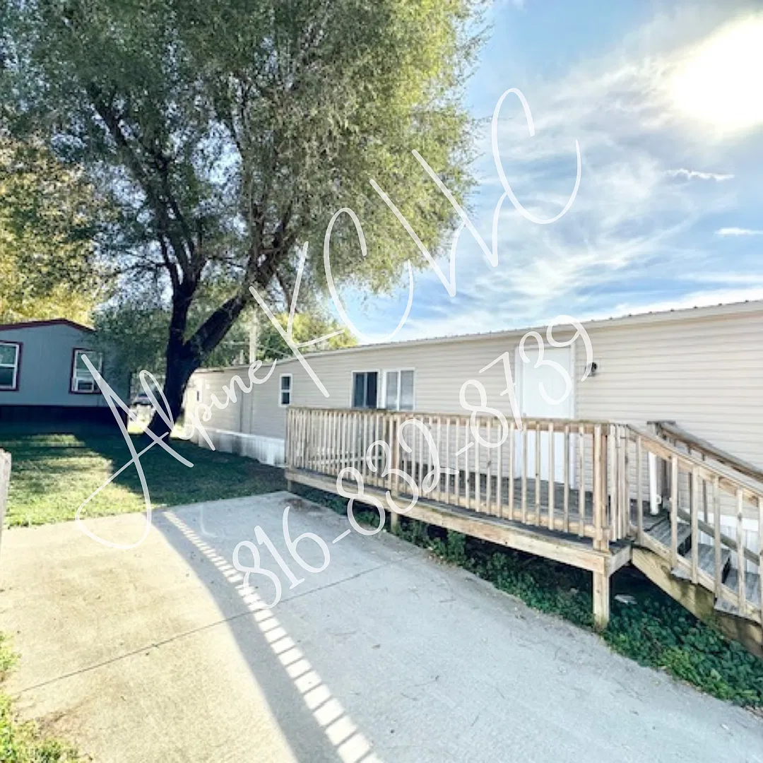 2 bed, 850 sqft, $875 — Photo 1