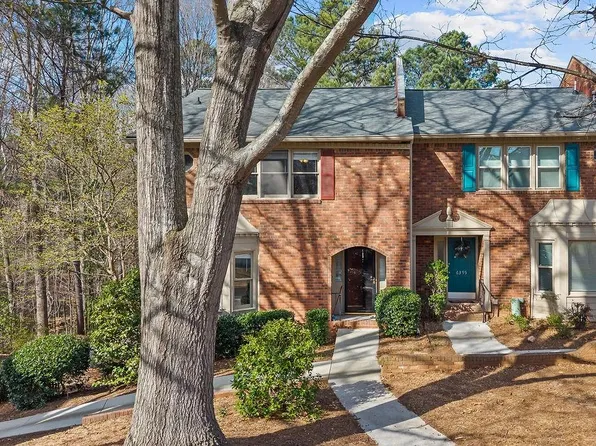 6405 Windsor Trace Dr, Peachtree Corners, GA 30092
