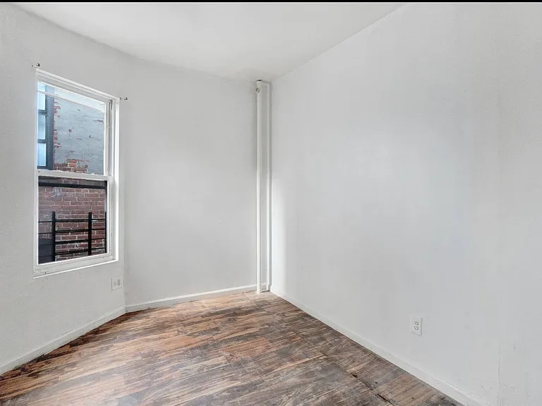 1241 College Ave #2B — Photo 4